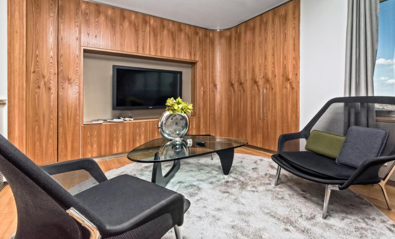 One Room Hotel プラハ エクステリア 写真