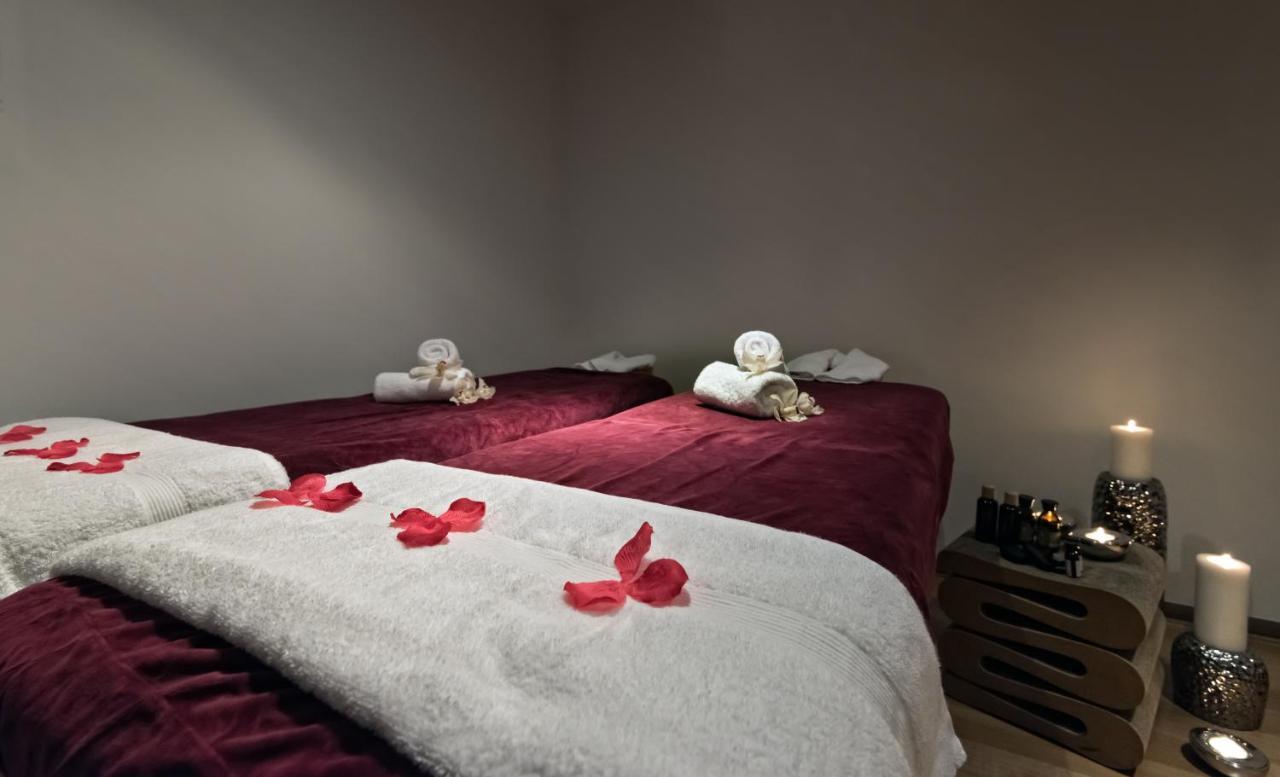 One Room Hotel プラハ エクステリア 写真